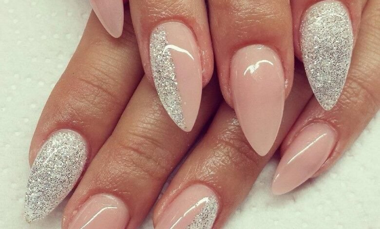 153 045438 latest designs paint your nails day wedding 4
