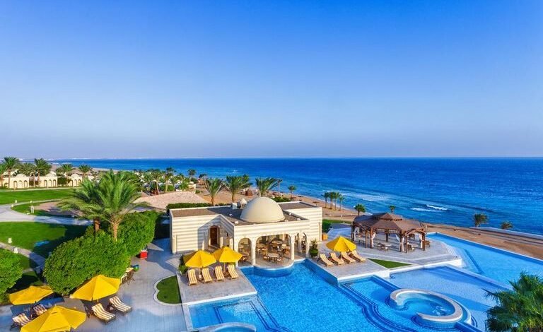 195 002658 summer tourism places egypt 2