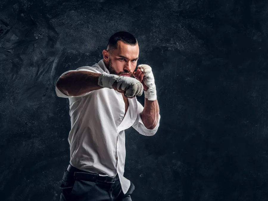 تفسير حلم ضرب شخص مجهول في المنام 1 508 01509436531.jpg