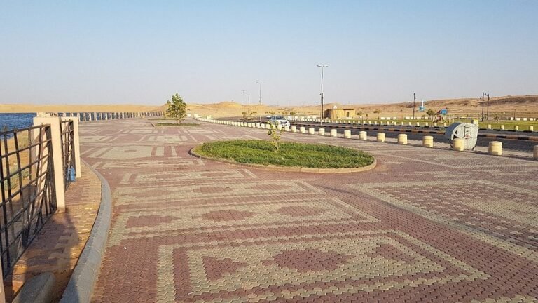 lake dumat al jandal1252761307