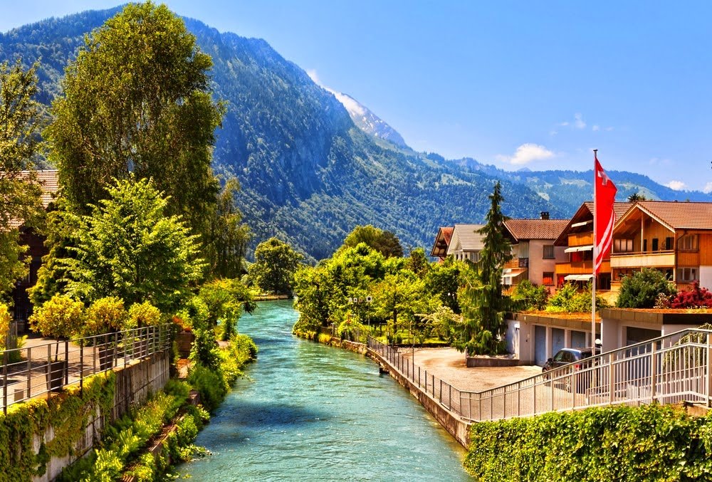 مدينة انترلاكن171194679