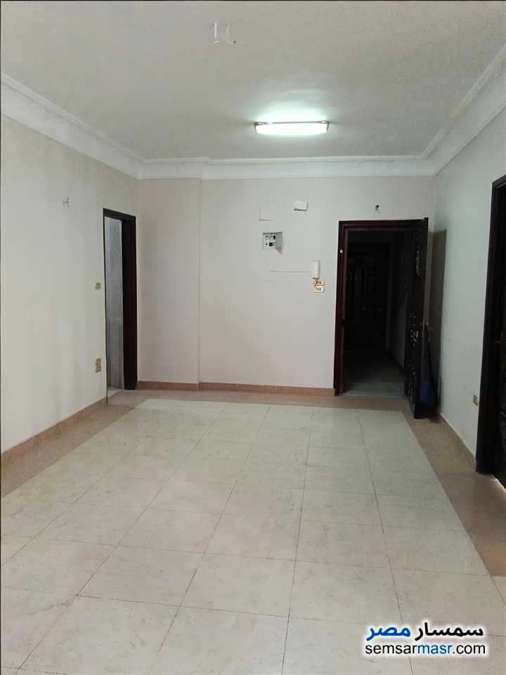 realestate شقة إيجار سكنى 200 م شارع الأتوبيس الجديد الرئيسي برج أسانسير فيو مفتوح تهوية ممتازة 120250518261051406844488