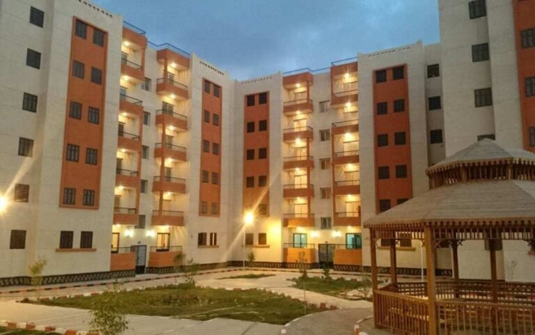 تاور باي407116077