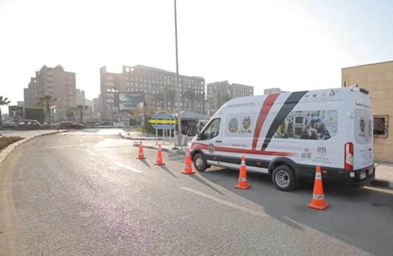 وحدات المرور المتنقلة   مركبات المرور   تجديد رخصة العربية في مصر1888601927