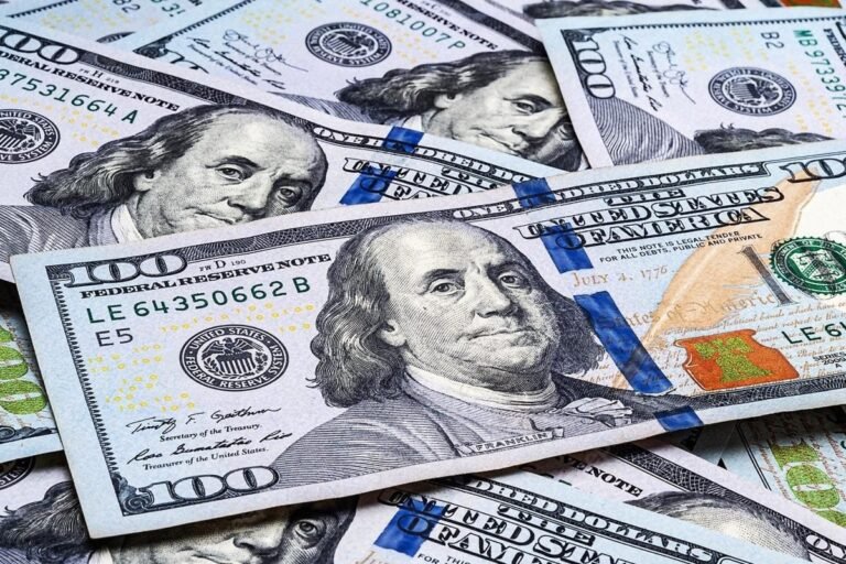 ثبات سعر الدولار مقابل الجنيه اليوم