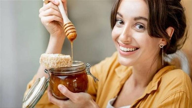 كل ما تحتاج لمعرفته عن تفسير رؤية العسل في المنام - نصائح لفهم رؤية العسل في المنام